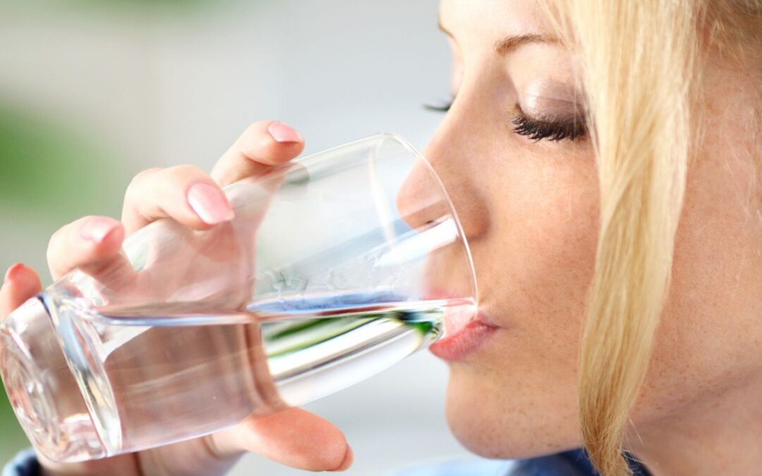 Il ruolo dell’acqua nell’idratazione del corpo umano